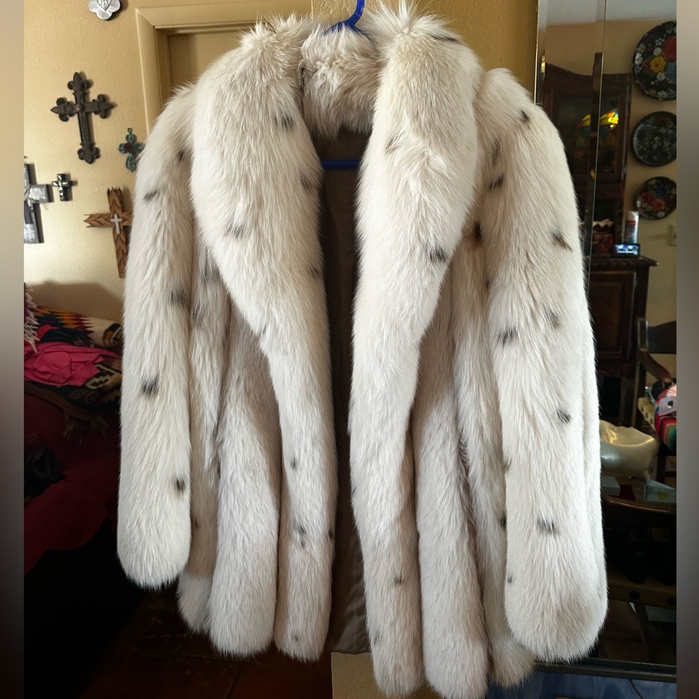 Wowza!!! Arctic Spotted Fox Fur Coat